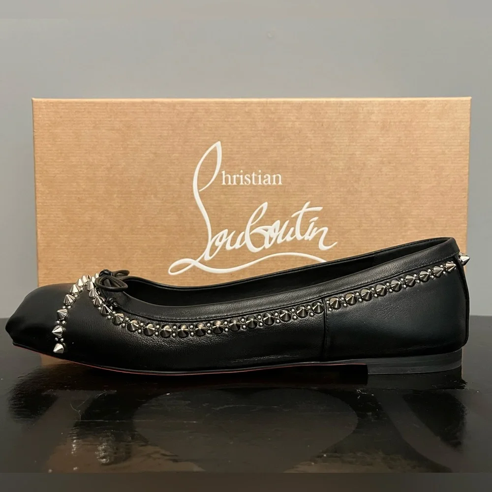 BNIB Christian Louboutin Mamadrague Spiked Black Leather Ballet Flats, size 39 - Picture 2 of 16
